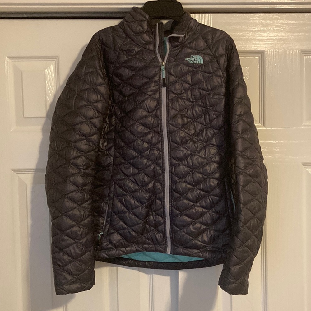 Like New North Face Jacket